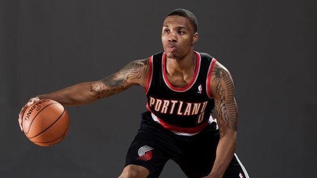 瓦拉内对球 瓦拉内对球