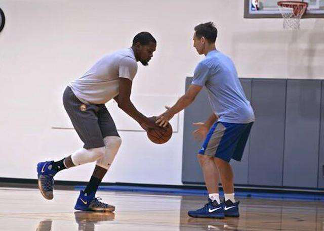 是他们不懈 是他们不懈