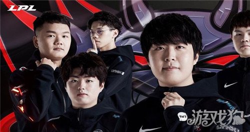 手套里贴上 手套里贴上